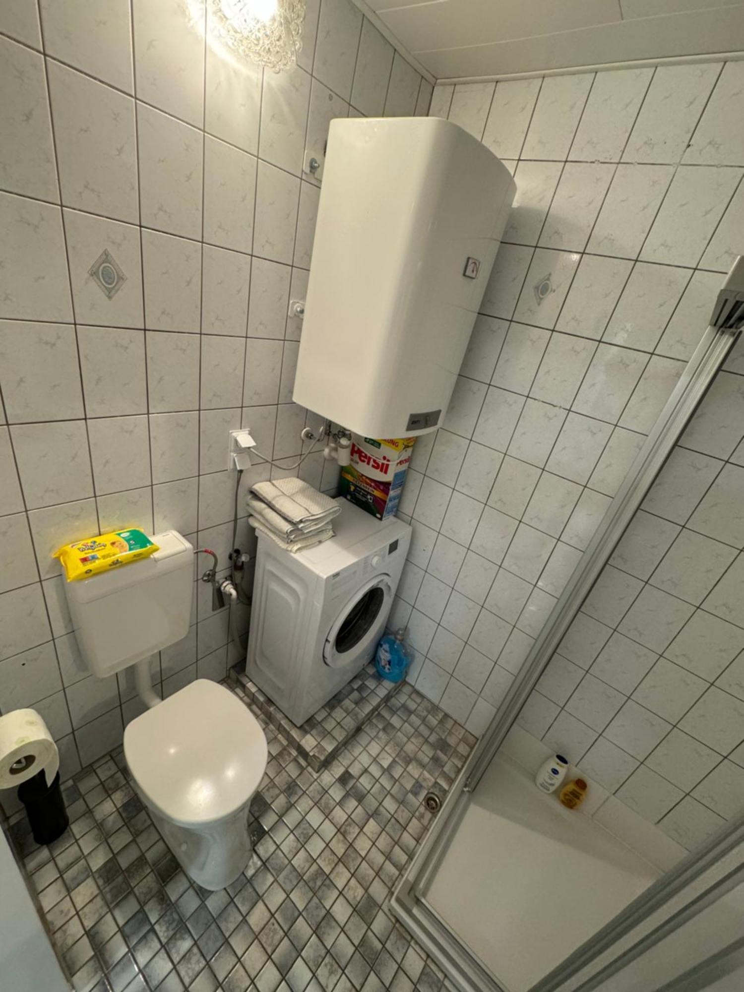 1 Schlafzimmer Apartment Euratsfeld Kültér fotó